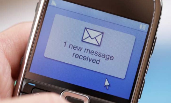 back-in-2000-americans-were-sending-a-now-comically-low-35-texts-per-month